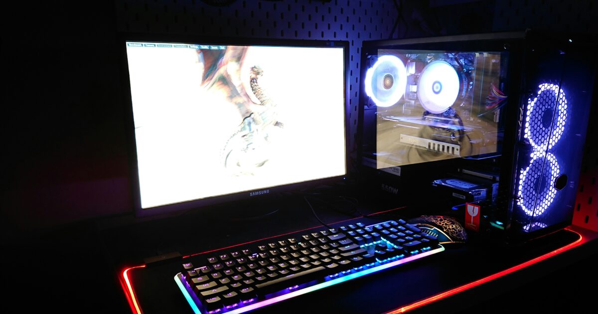RGBライティング搭載キーボードと自作ゲーミングPCのセットアップ